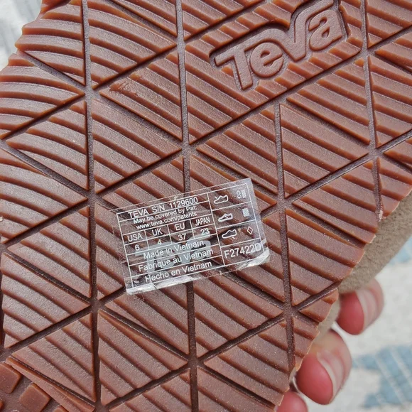 Teva | ReEMBER Plush Slippers - Picture 9 of 9